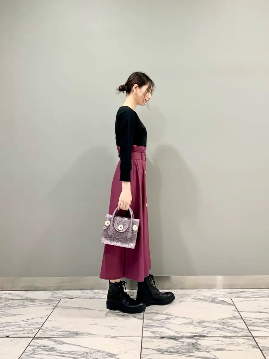 GRACE CONTINENTAL The Banquet eri コーディネート画像