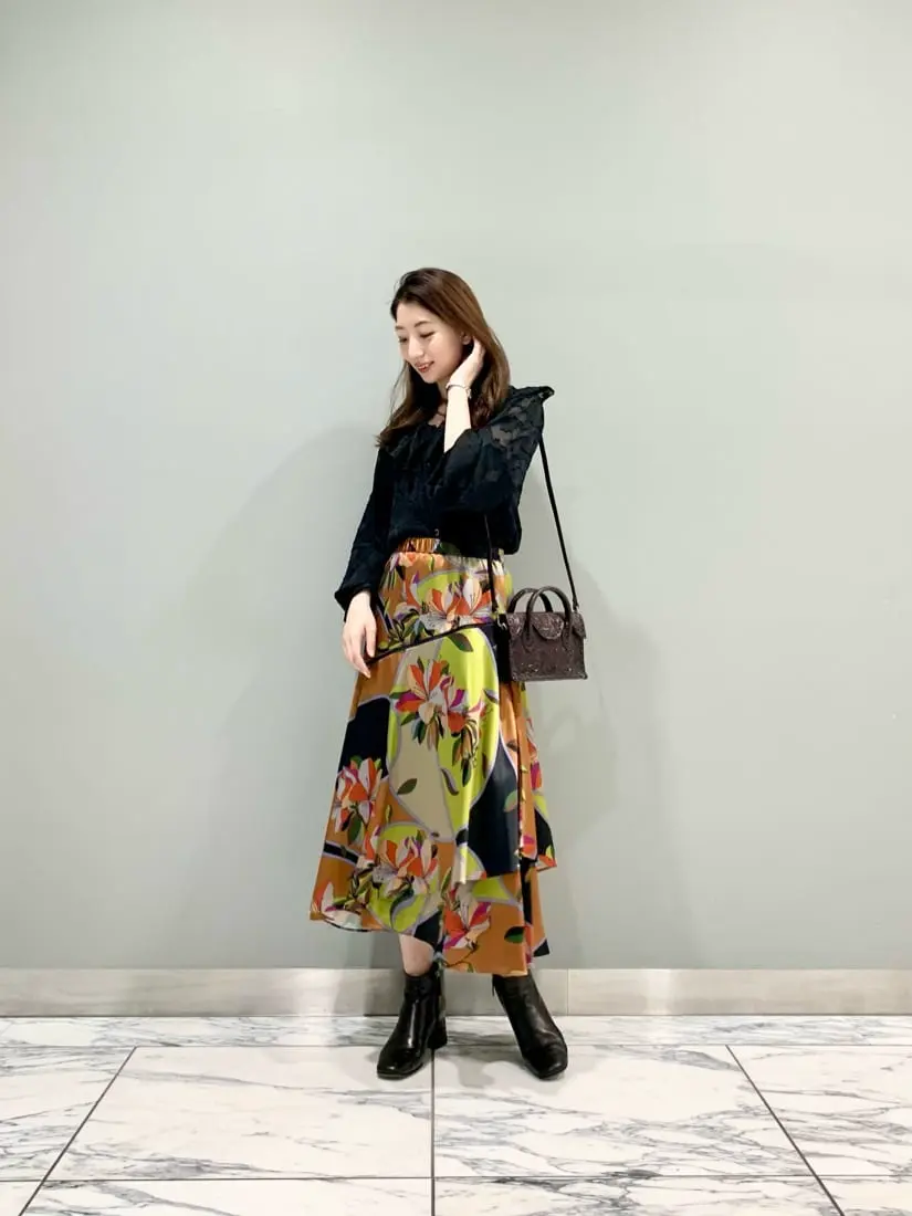 GRACE CONTINENTAL The Banquet eri コーディネート画像