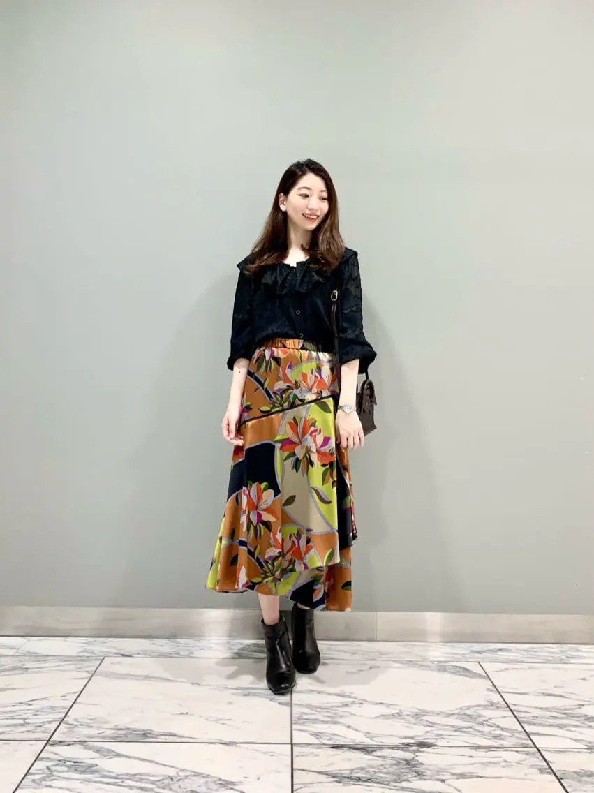 GRACE CONTINENTAL The Banquet eri コーディネート画像