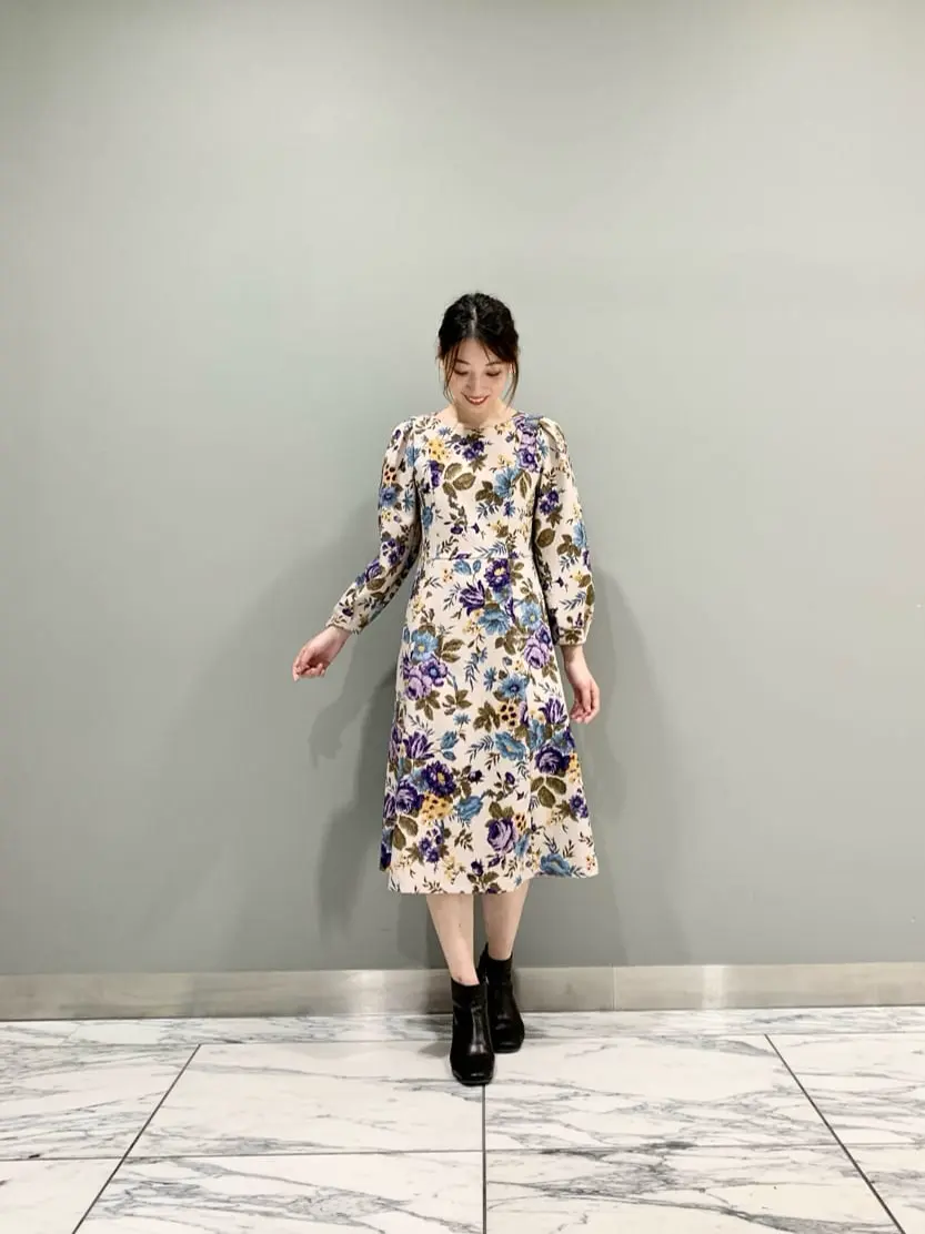 GRACE CONTINENTAL The Banquet eri コーディネート画像