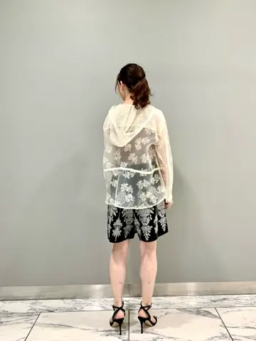 GRACE CONTINENTAL The Banquet eri コーディネート画像