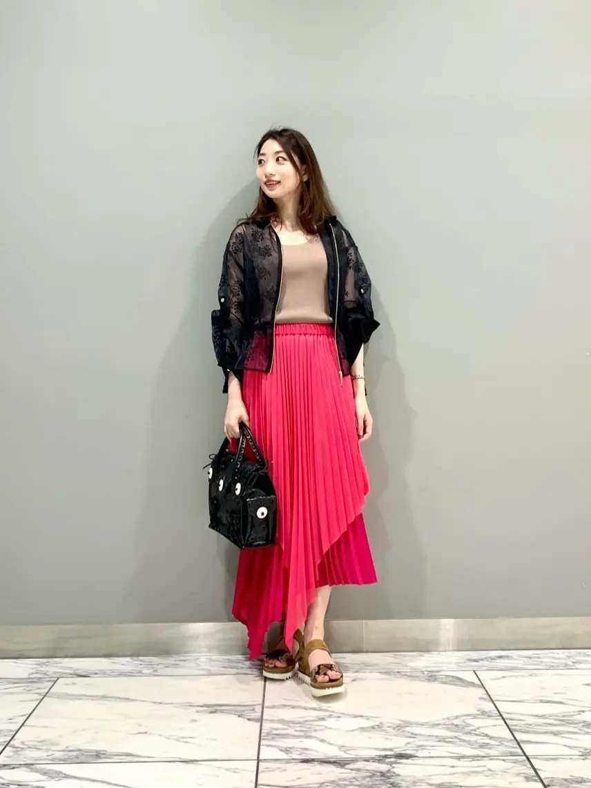 GRACE CONTINENTAL The Banquet eri コーディネート画像