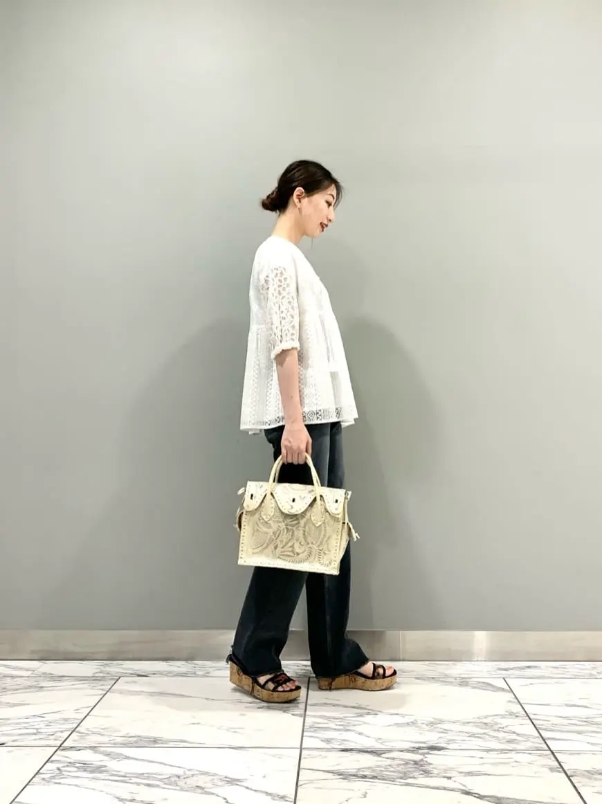 GRACE CONTINENTAL The Banquet eri コーディネート画像