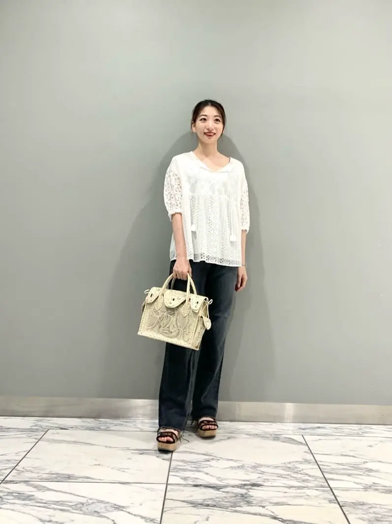 GRACE CONTINENTAL The Banquet eri コーディネート画像