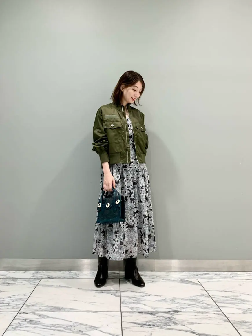 GRACE CONTINENTAL The Banquet eri コーディネート画像