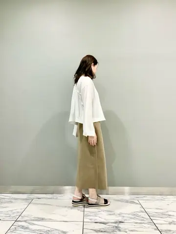 GRACE CONTINENTAL The Banquet eri コーディネート画像