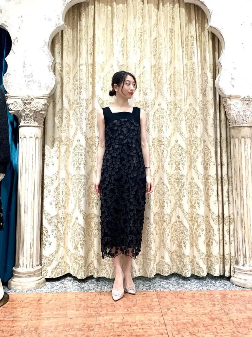 GRACE CONTINENTAL The Banquet eri コーディネート画像