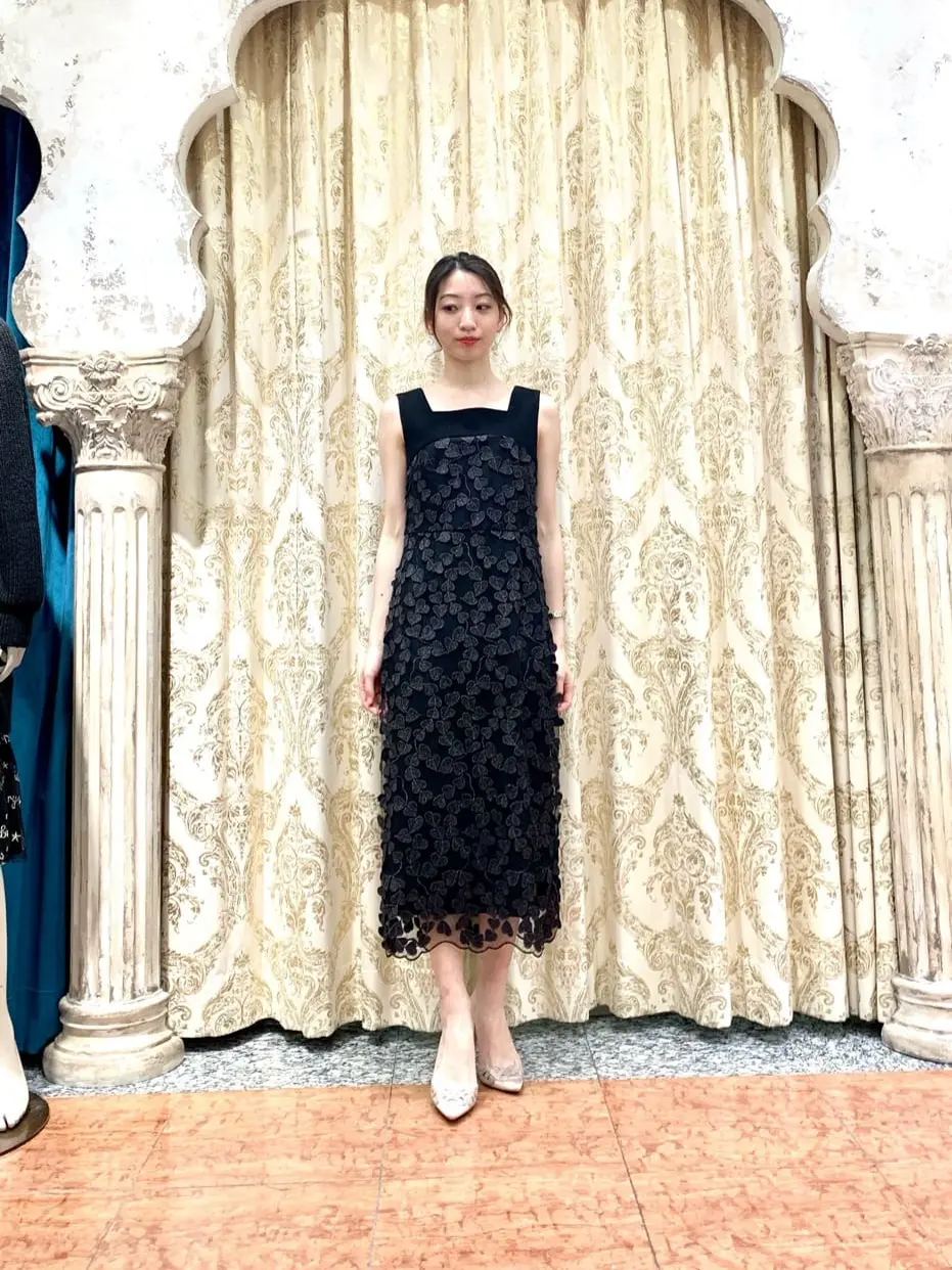 GRACE CONTINENTAL The Banquet eri コーディネート画像