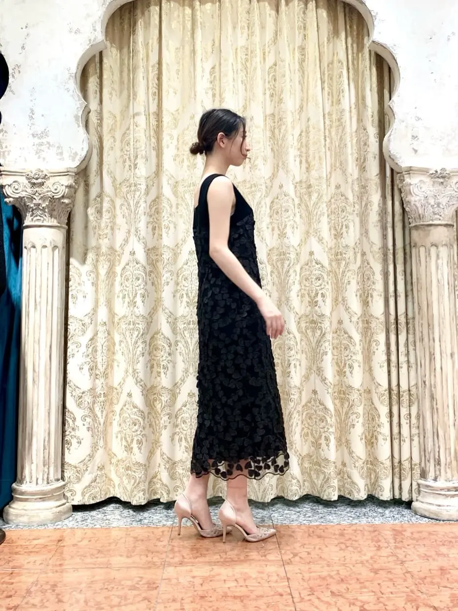 GRACE CONTINENTAL The Banquet eri コーディネート画像