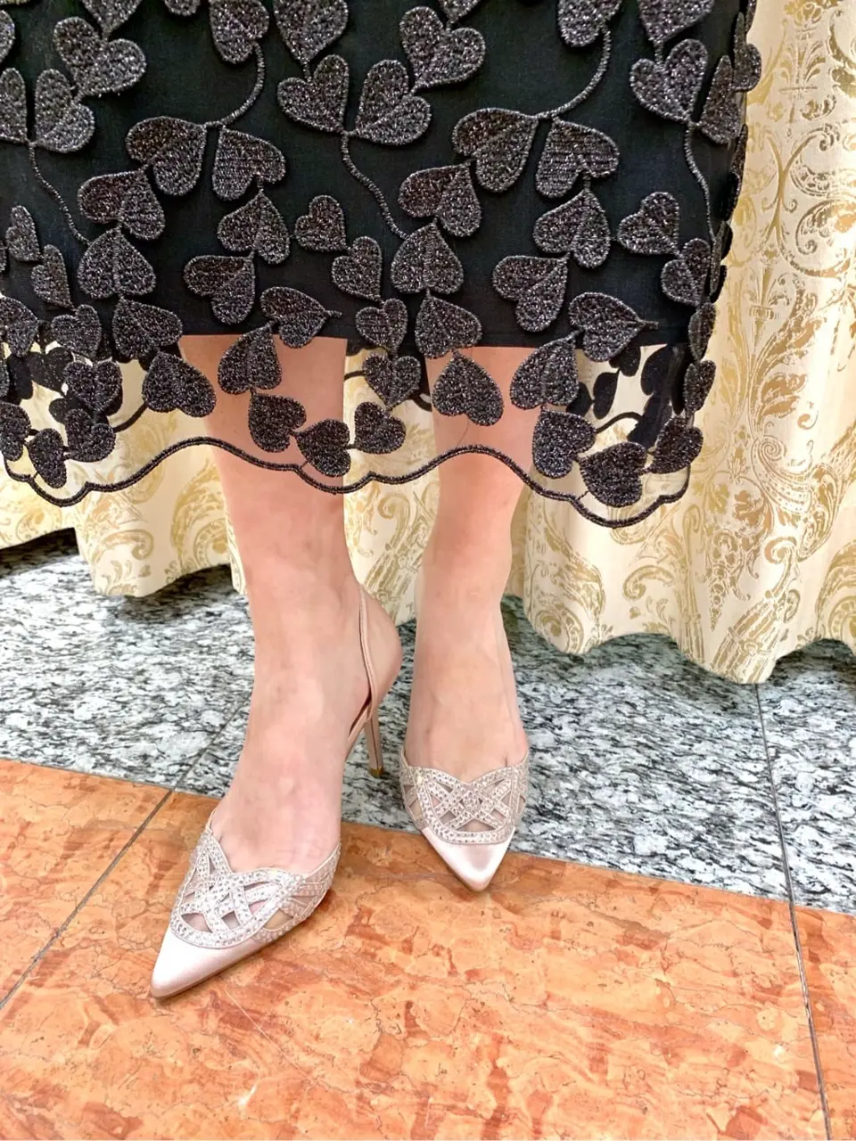 GRACE CONTINENTAL The Banquet eri コーディネート画像