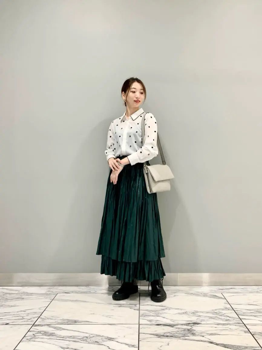 GRACE CONTINENTAL The Banquet eri コーディネート画像