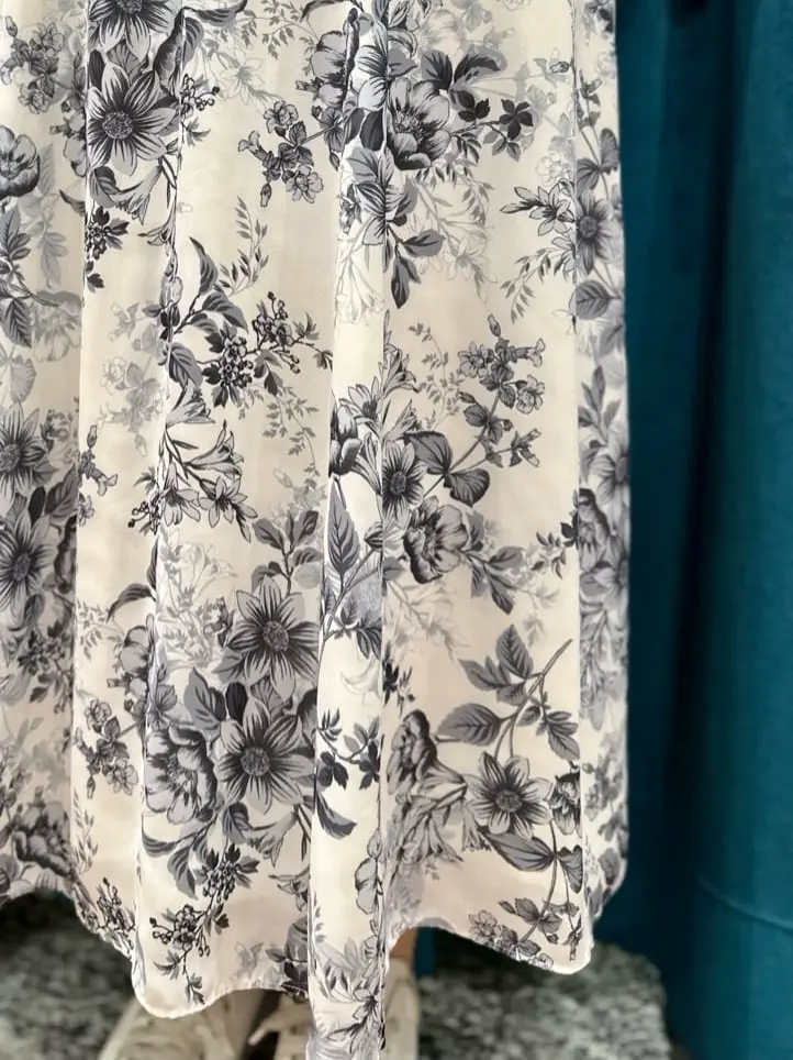 GRACE CONTINENTAL The Banquet 中根　里帆 コーディネート画像