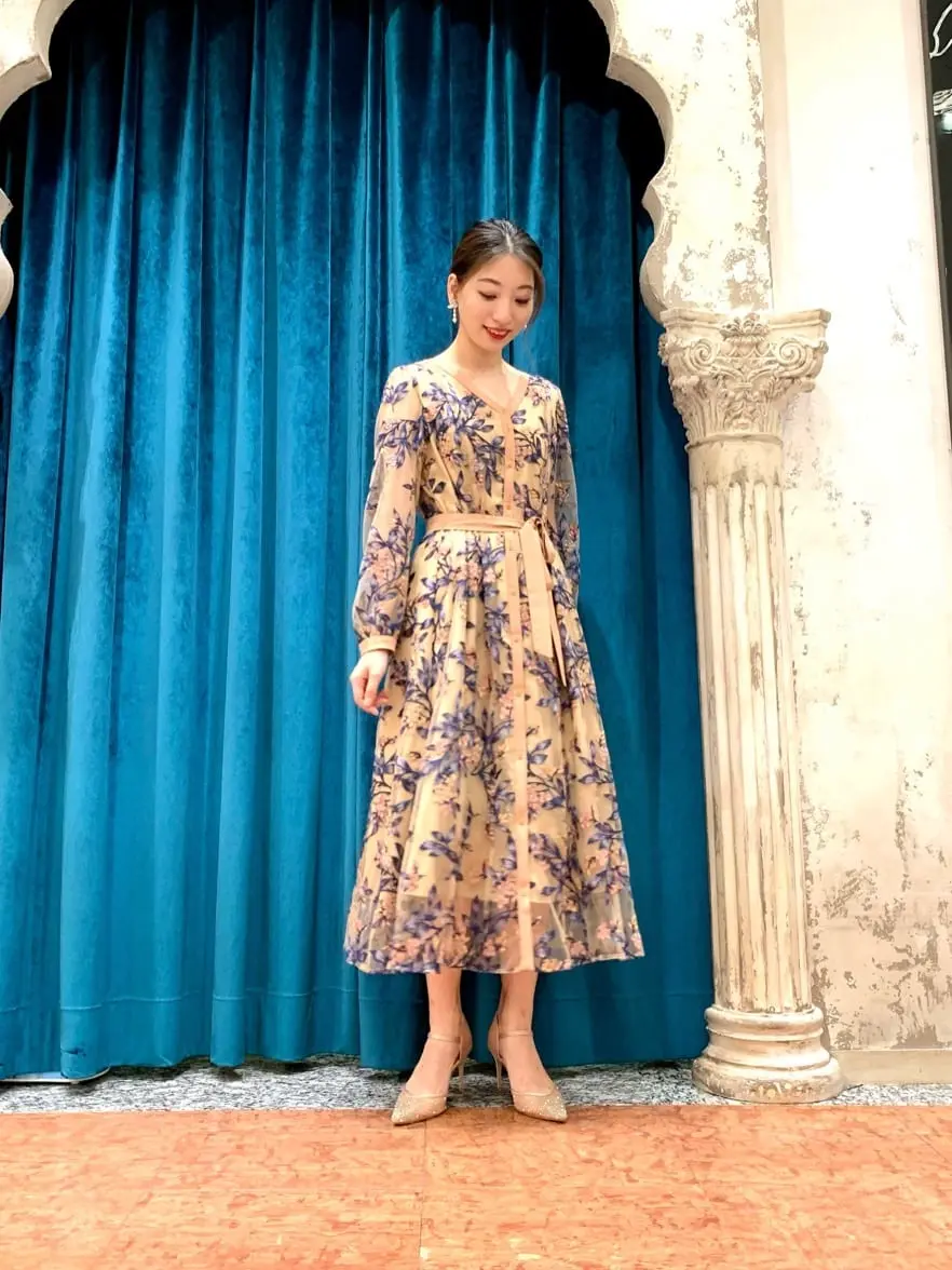 GRACE CONTINENTAL The Banquet eri コーディネート画像