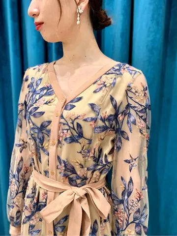 GRACE CONTINENTAL The Banquet eri コーディネート画像