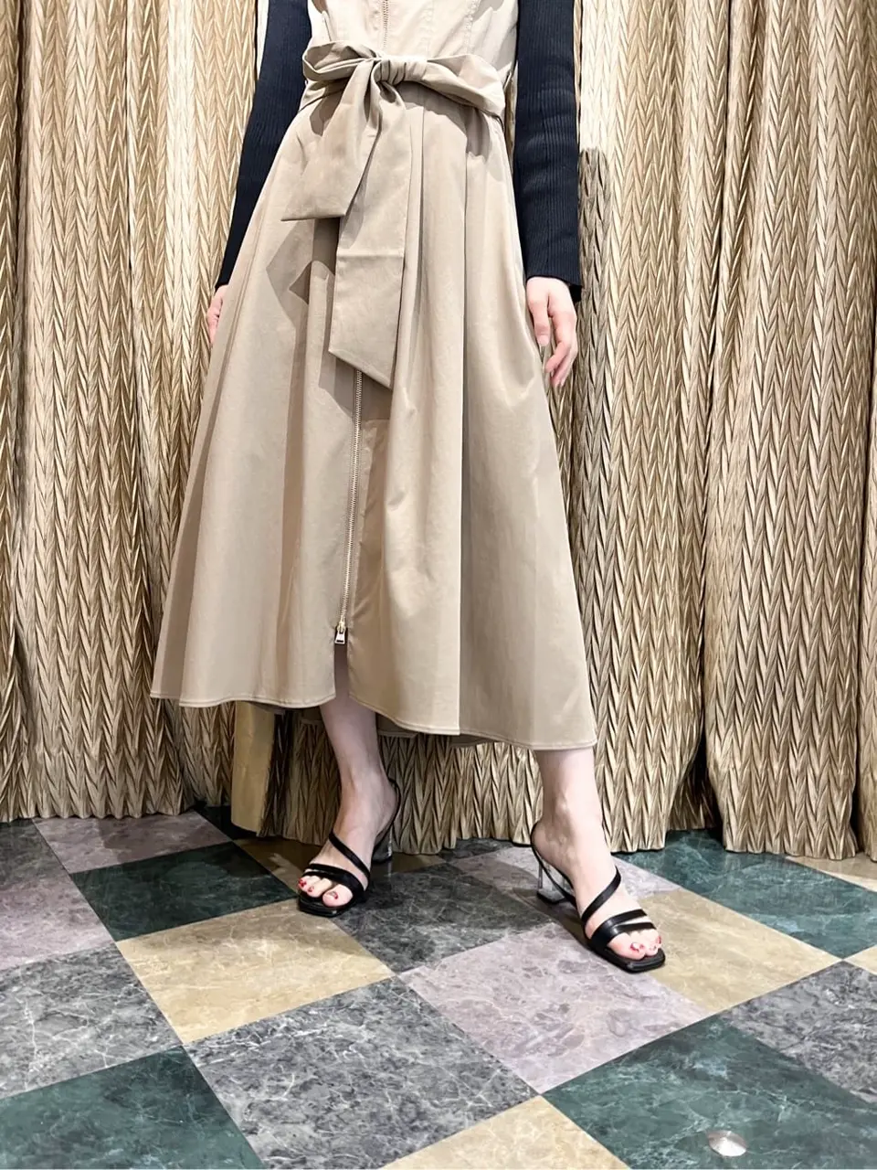 GRACE CONTINENTAL The Banquet yuri コーディネート画像