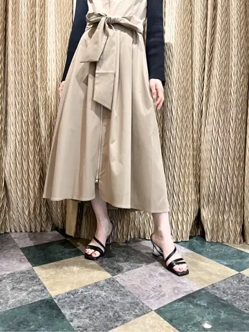 GRACE CONTINENTAL The Banquet yuri コーディネート画像