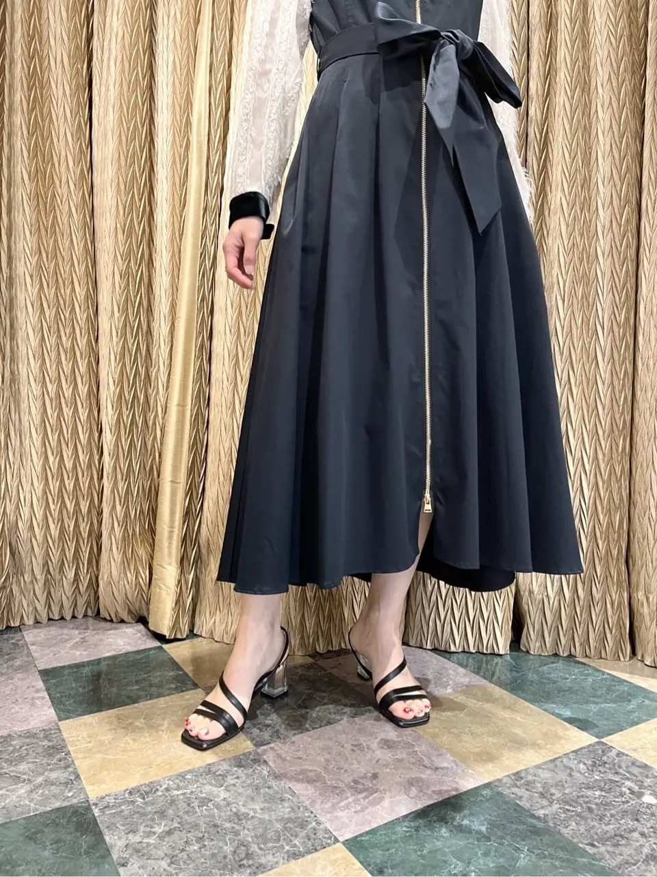 GRACE CONTINENTAL The Banquet yuri コーディネート画像