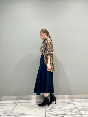 GRACE CONTINENTAL The Banquet 中根　里帆 コーディネート画像