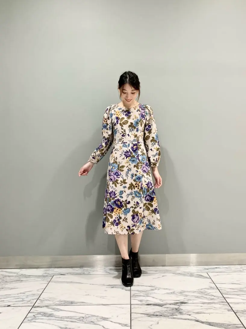 GRACE CONTINENTAL The Banquet eri コーディネート画像