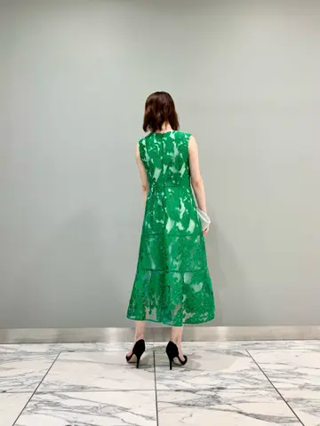 GRACE CONTINENTAL The Banquet eri コーディネート画像