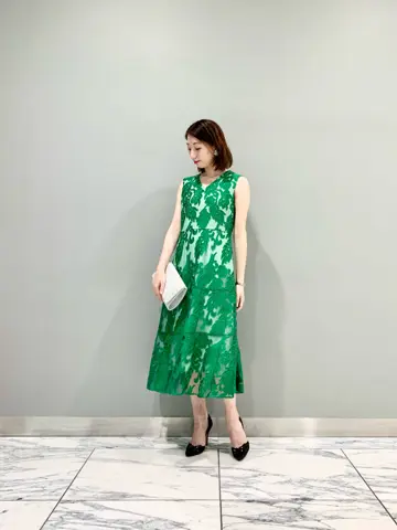 GRACE CONTINENTAL The Banquet eri コーディネート画像