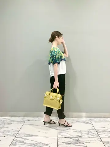 GRACE CONTINENTAL The Banquet eri コーディネート画像