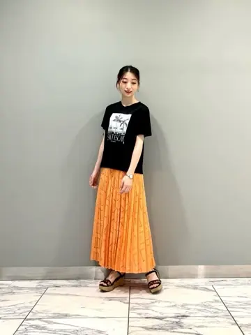 GRACE CONTINENTAL The Banquet eri コーディネート画像