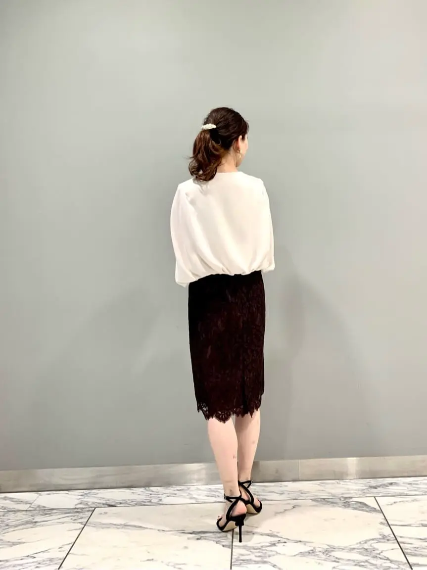 GRACE CONTINENTAL The Banquet eri コーディネート画像