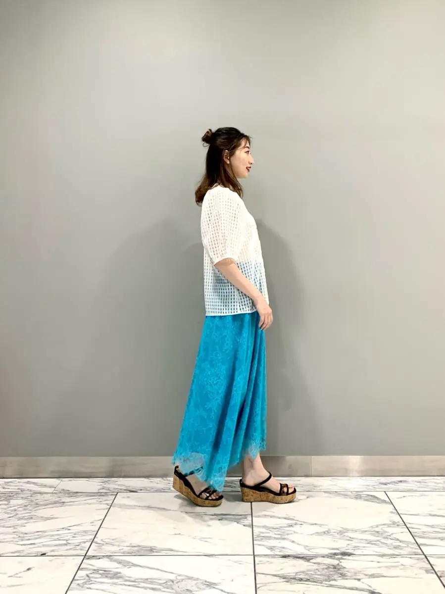 GRACE CONTINENTAL The Banquet eri コーディネート画像