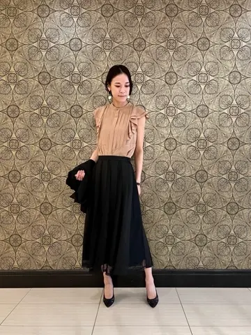 GRACE CONTINENTAL The Banquet 亀田 未希 コーディネート画像