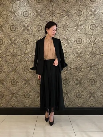 GRACE CONTINENTAL The Banquet 亀田 未希 コーディネート画像