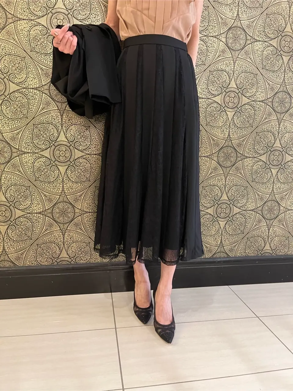 GRACE CONTINENTAL The Banquet 亀田 未希 コーディネート画像