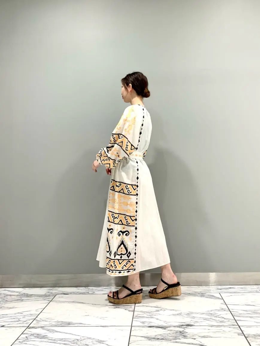 GRACE CONTINENTAL The Banquet eri コーディネート画像