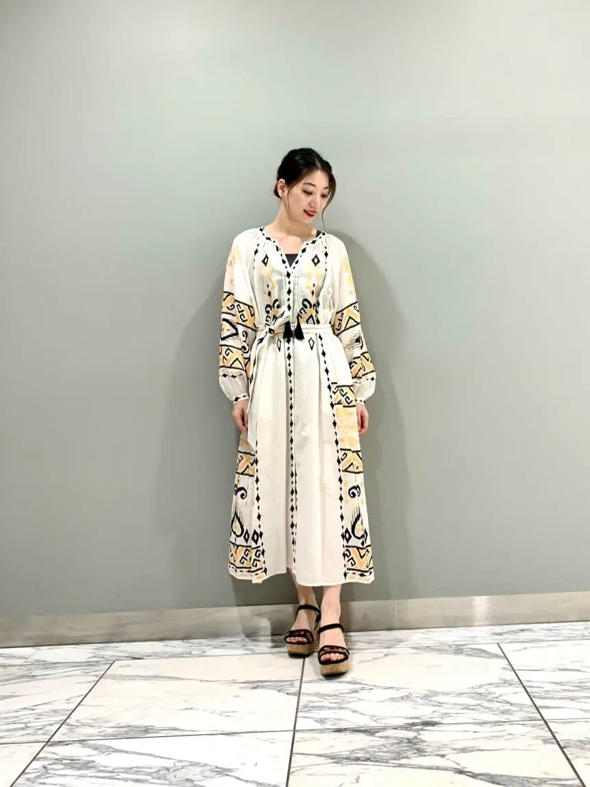 GRACE CONTINENTAL The Banquet eri コーディネート画像