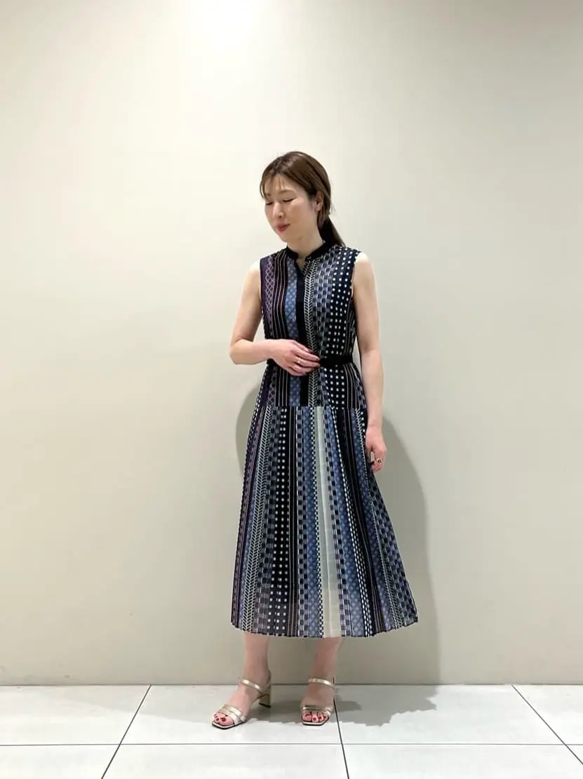 GRACE CONTINENTAL The Banquet 泉　智子 コーディネート画像