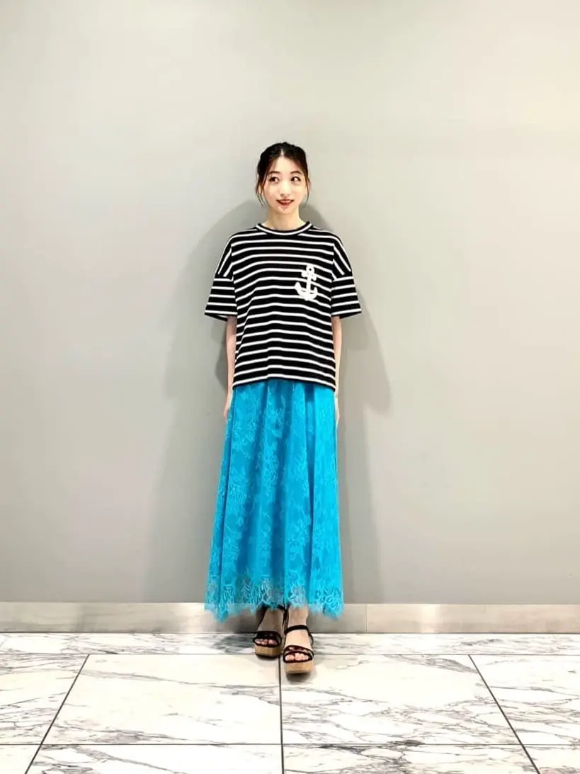 GRACE CONTINENTAL The Banquet eri コーディネート画像