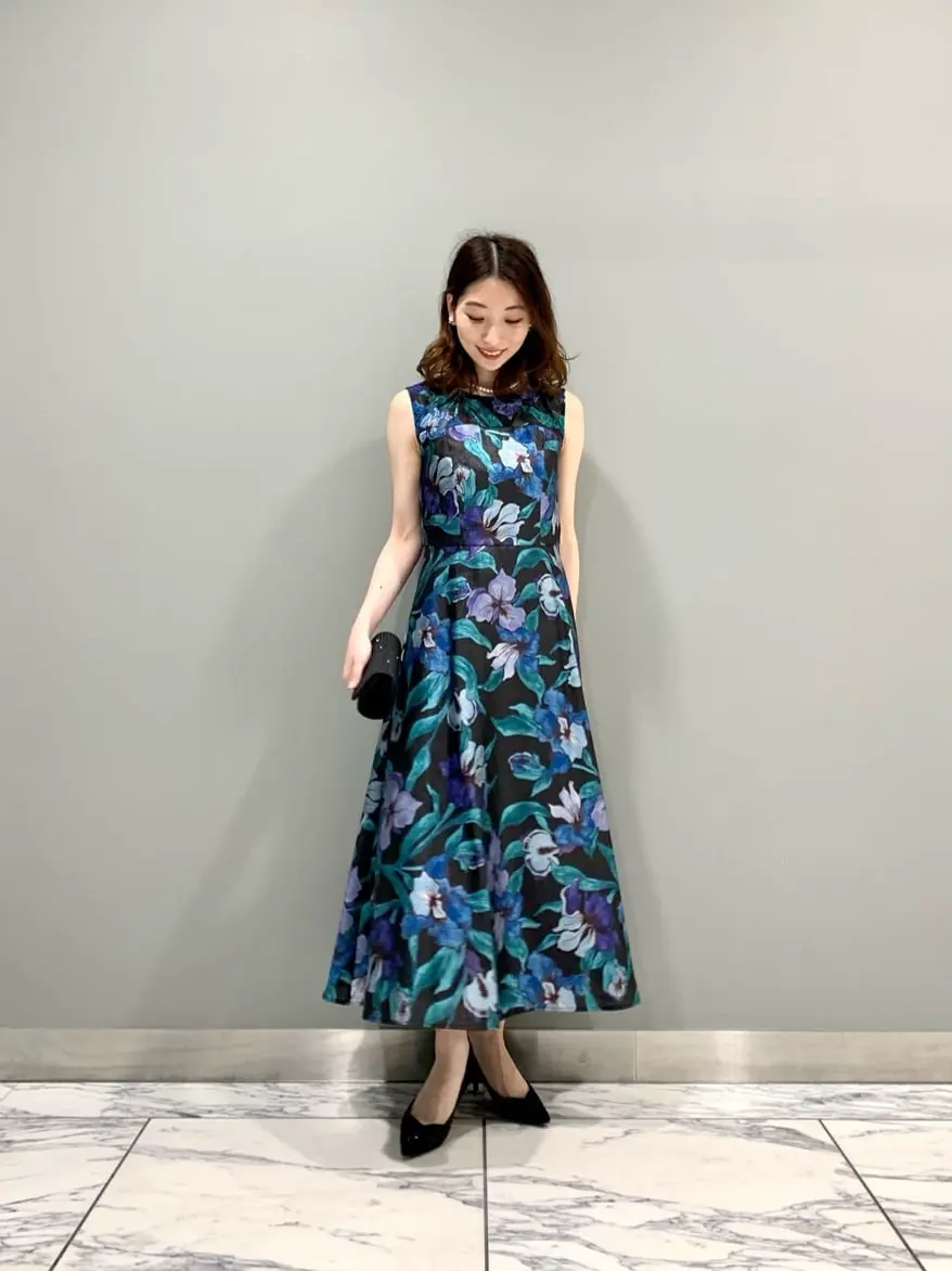 GRACE CONTINENTAL The Banquet eri コーディネート画像