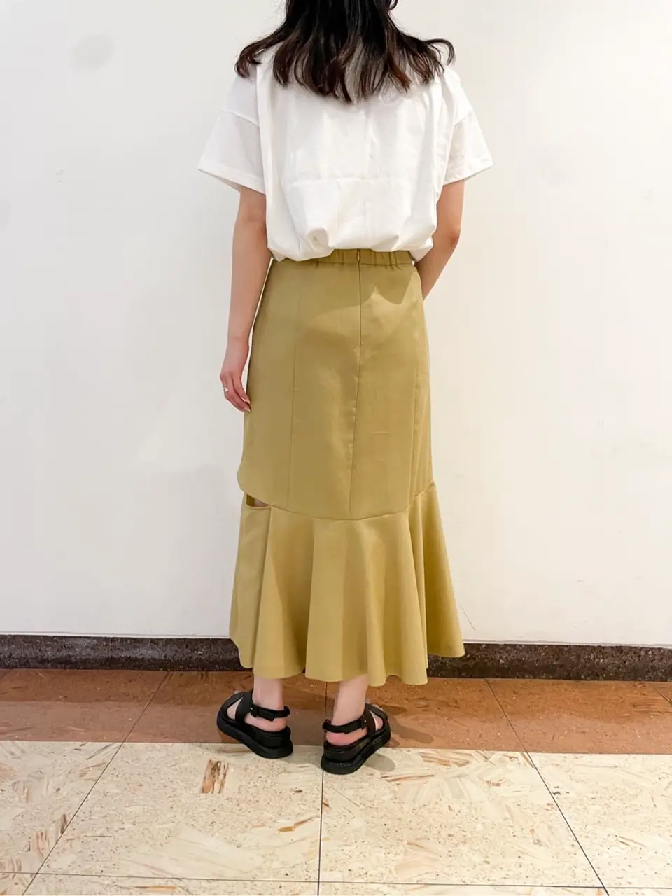 GRACE CONTINENTAL The Banquet SHOKO コーディネート画像