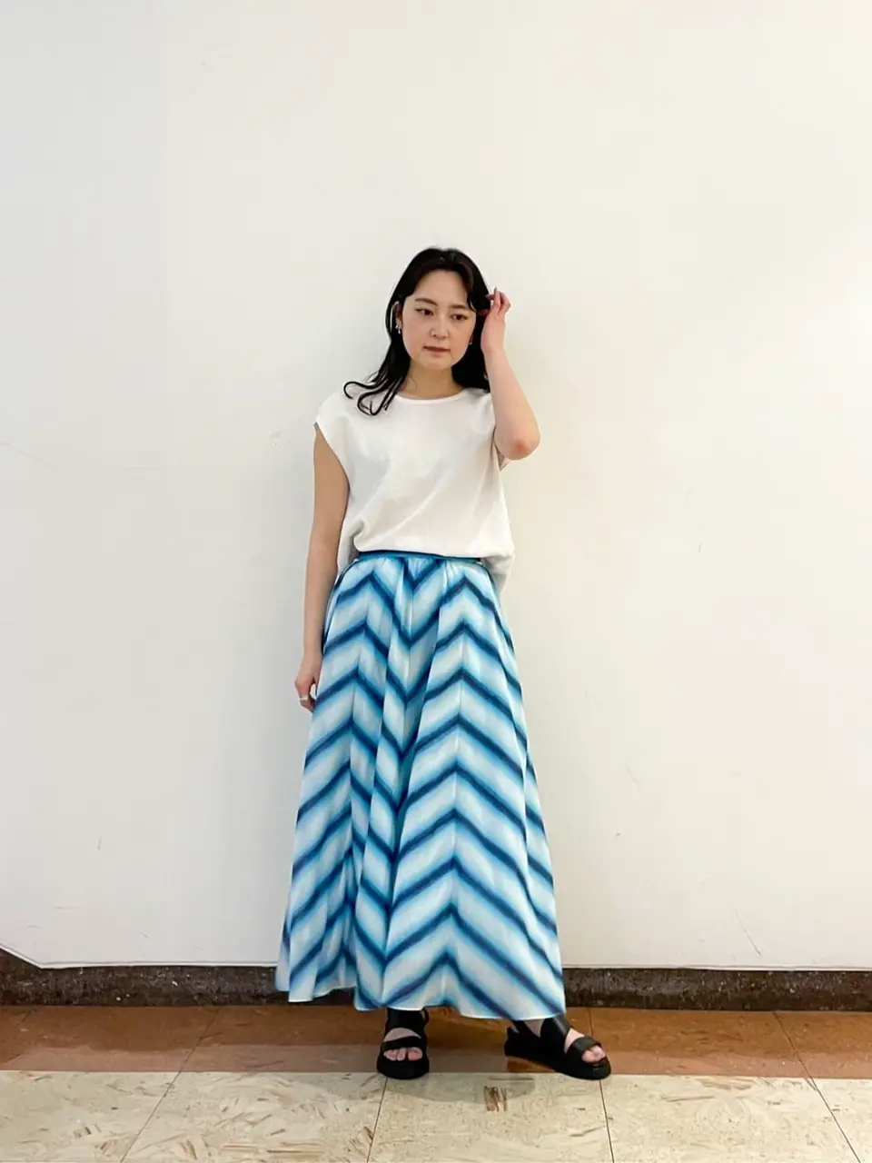 GRACE CONTINENTAL The Banquet SHOKO コーディネート画像