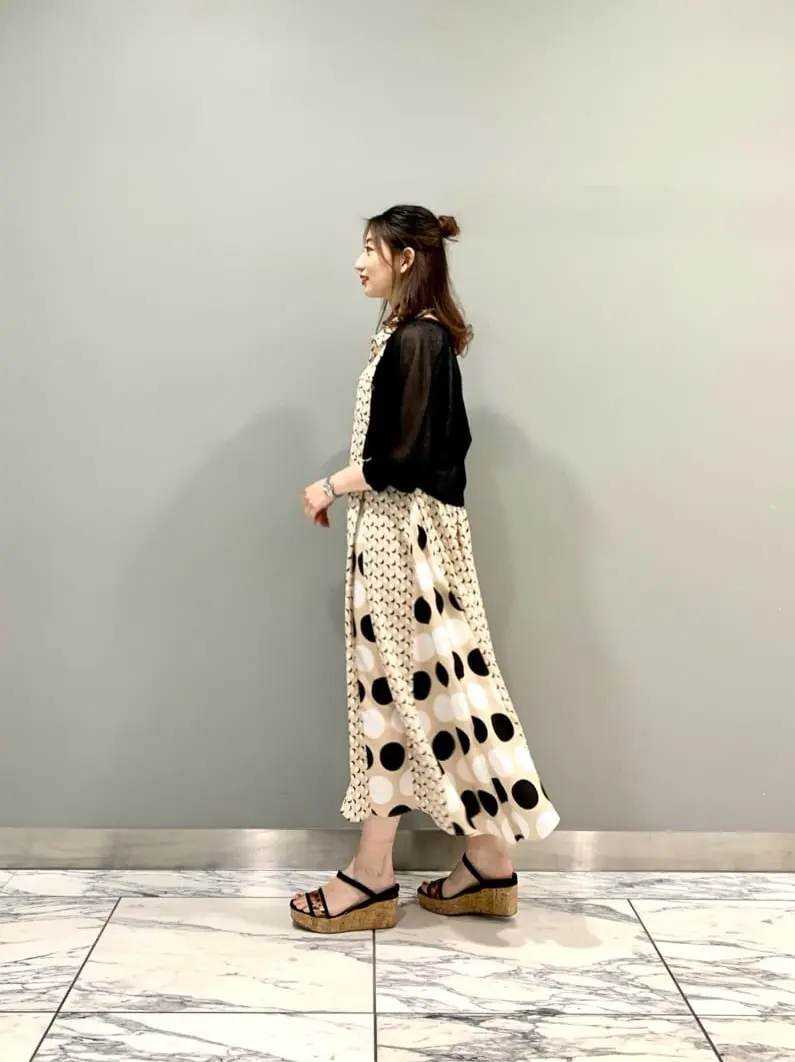 GRACE CONTINENTAL The Banquet eri コーディネート画像