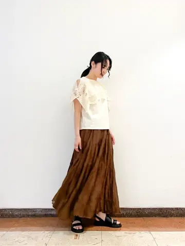 GRACE CONTINENTAL The Banquet SHOKO コーディネート画像