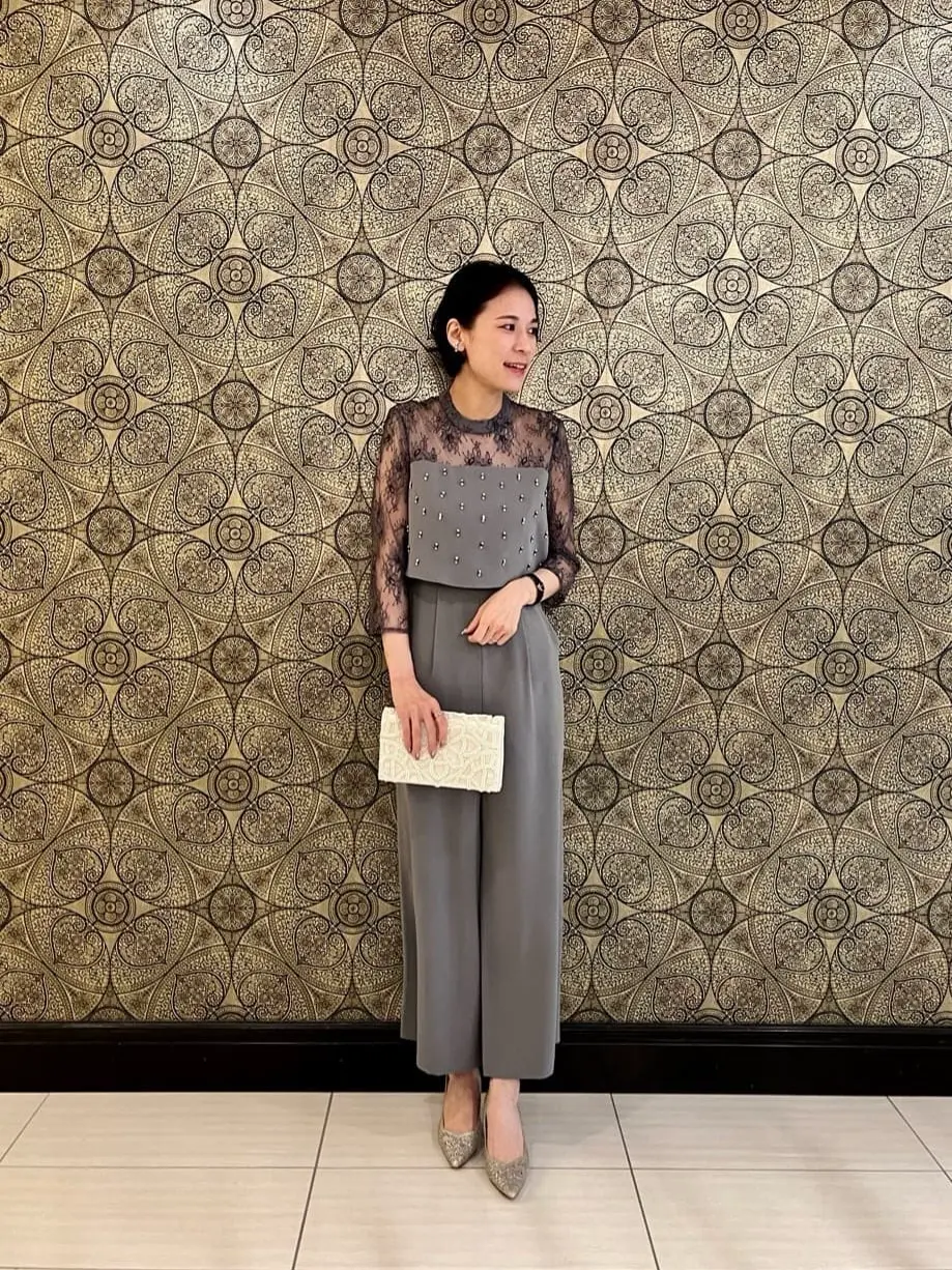 GRACE CONTINENTAL The Banquet 亀田 未希 コーディネート画像