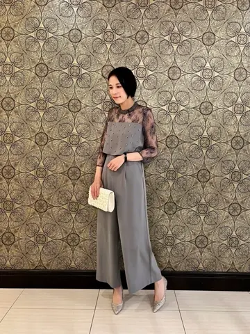 GRACE CONTINENTAL The Banquet 亀田 未希 コーディネート画像