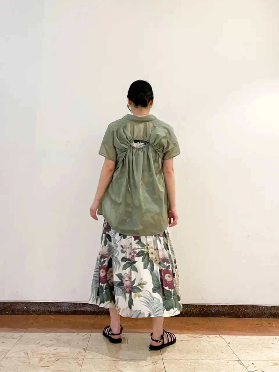 GRACE CONTINENTAL The Banquet SHOKO コーディネート画像