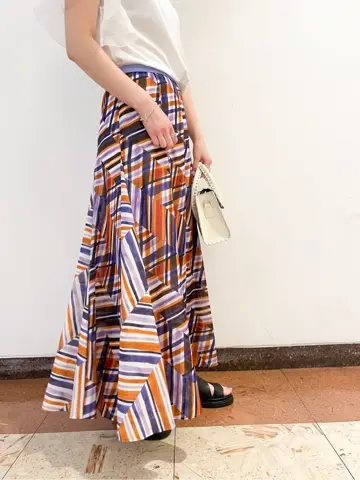 GRACE CONTINENTAL The Banquet SHOKO コーディネート画像