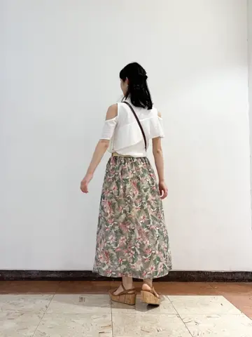 GRACE CONTINENTAL The Banquet yuri コーディネート画像