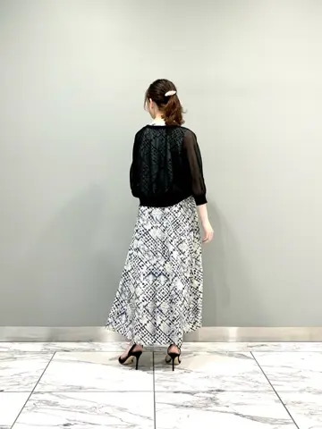 GRACE CONTINENTAL The Banquet eri コーディネート画像