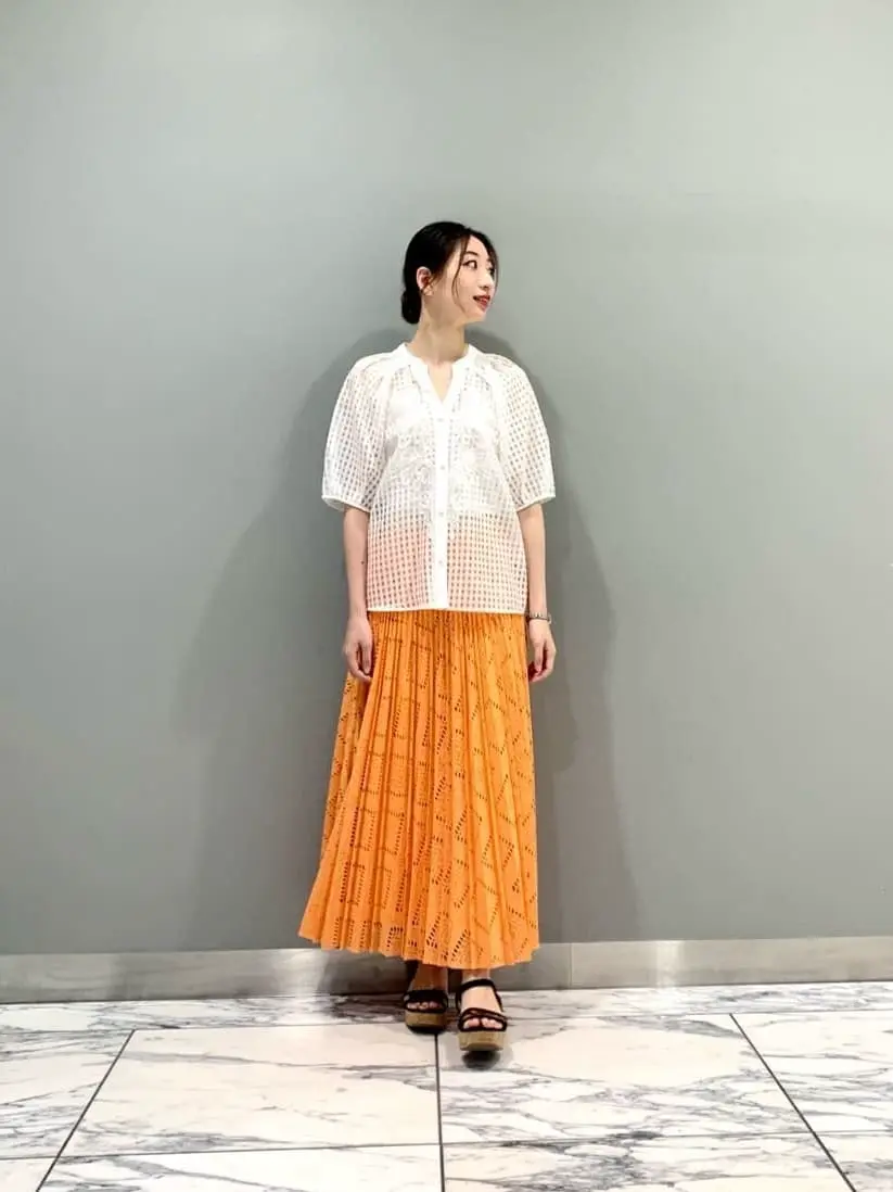 GRACE CONTINENTAL The Banquet eri コーディネート画像