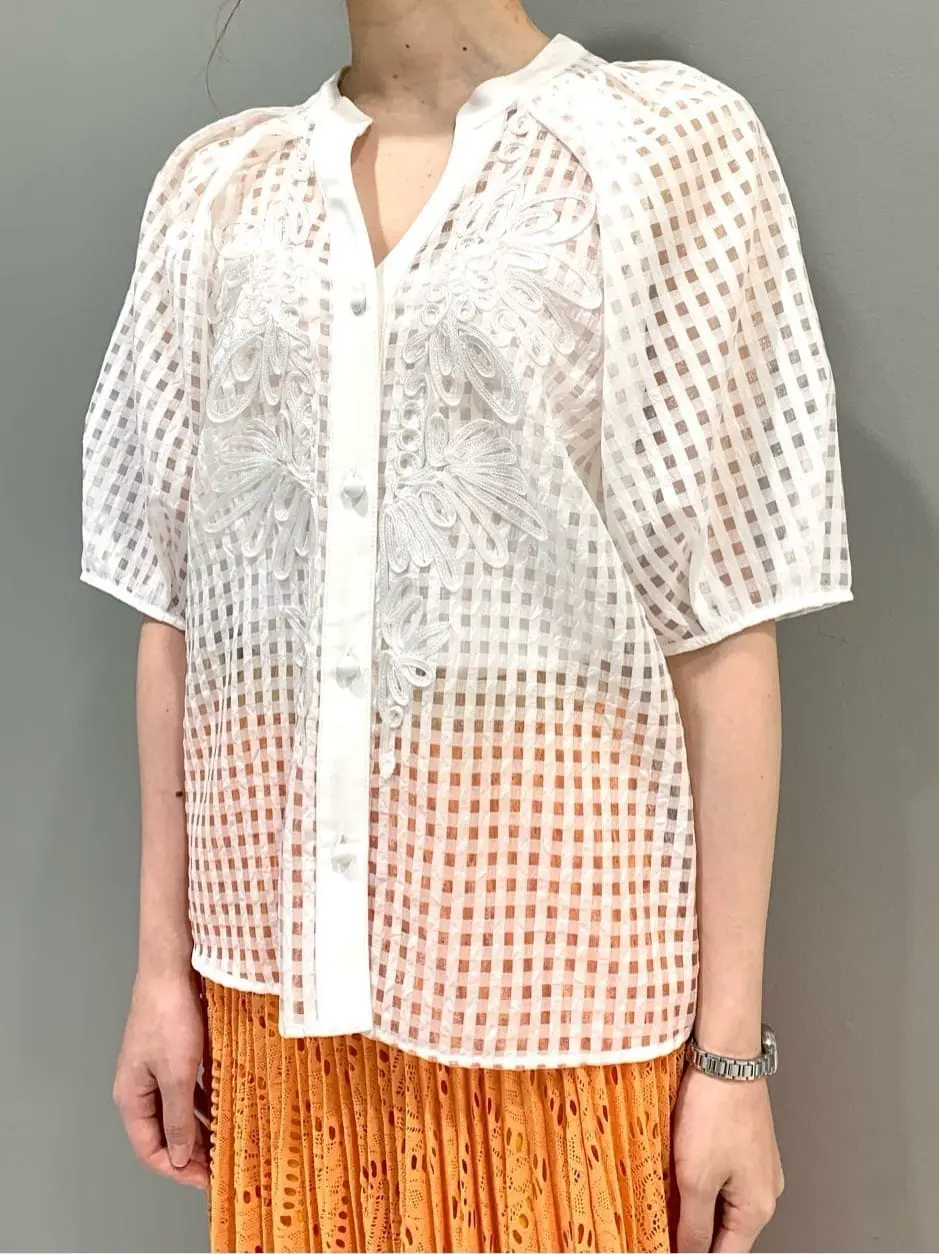 GRACE CONTINENTAL The Banquet eri コーディネート画像