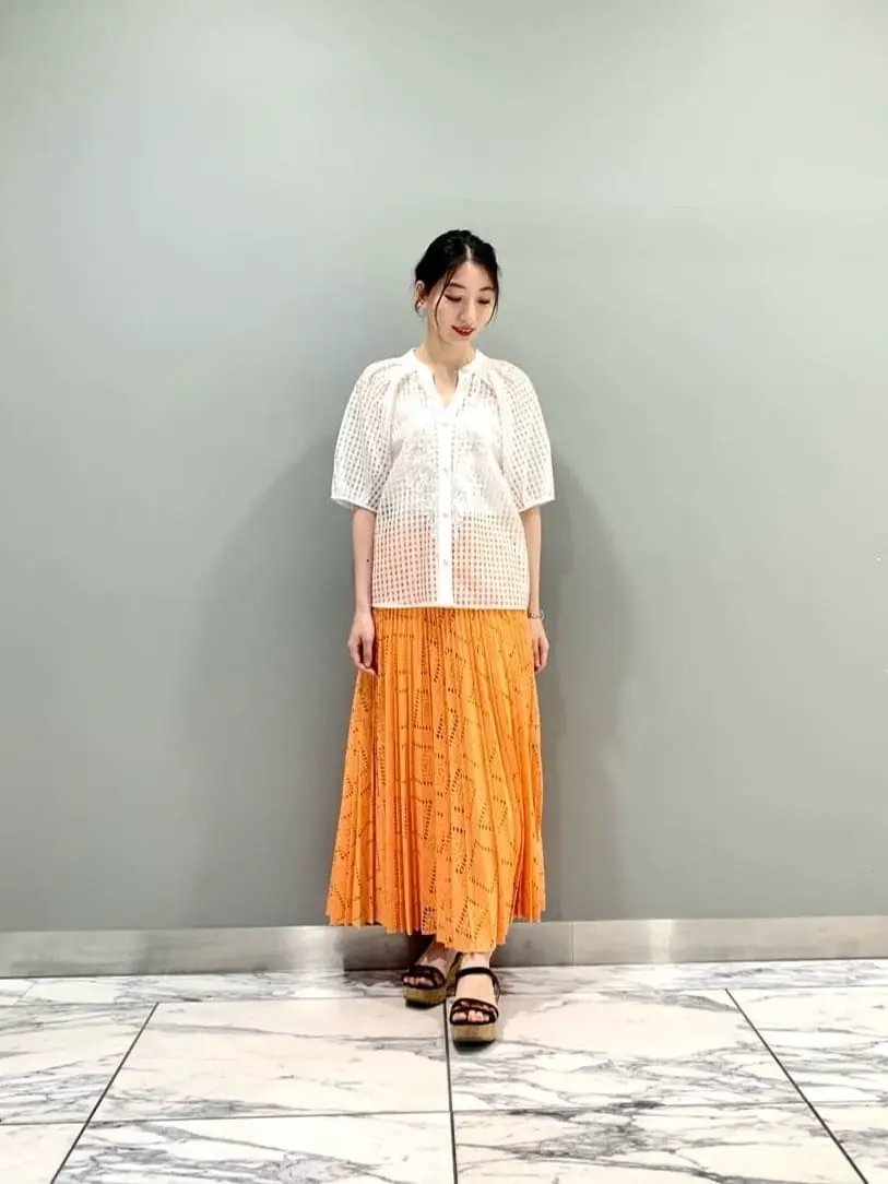 GRACE CONTINENTAL The Banquet eri コーディネート画像